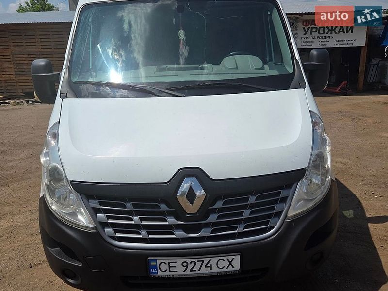 Інші вантажівки Renault Master 2017 в Чернівцях