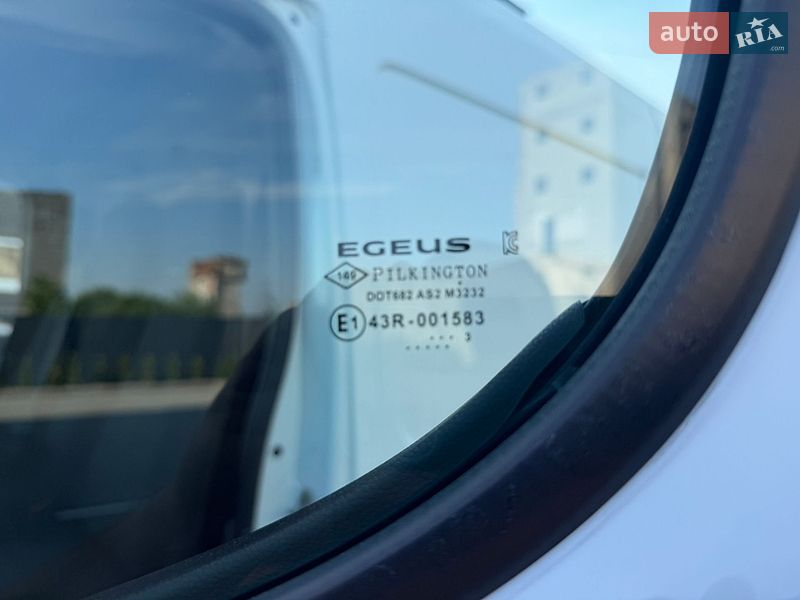 Грузовой фургон Renault Master 2023 в Дубно