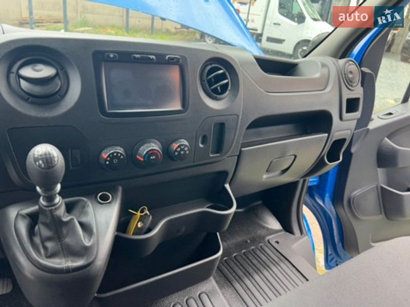 Інші вантажівки Renault Master 2020 в Рівному