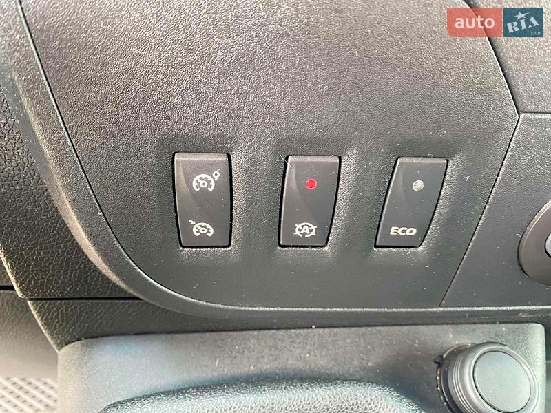 Эвакуатор Renault Master 2015 в Бучаче фото 6 Эвакуатор Renault Master 2015 в Бучаче
