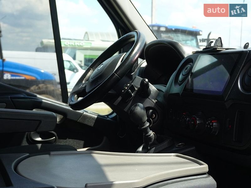 Другие грузовики Renault Master 2018 в Львове