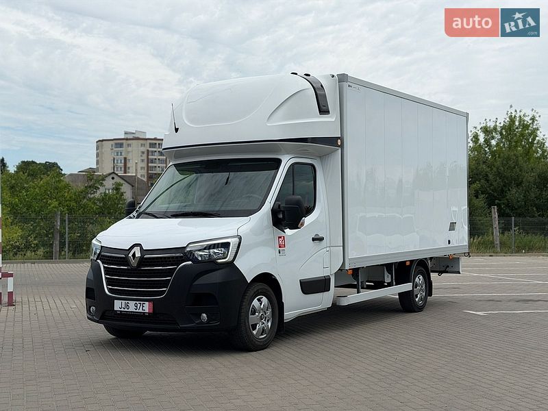 Грузовой фургон Renault Master 2022 в Дубно