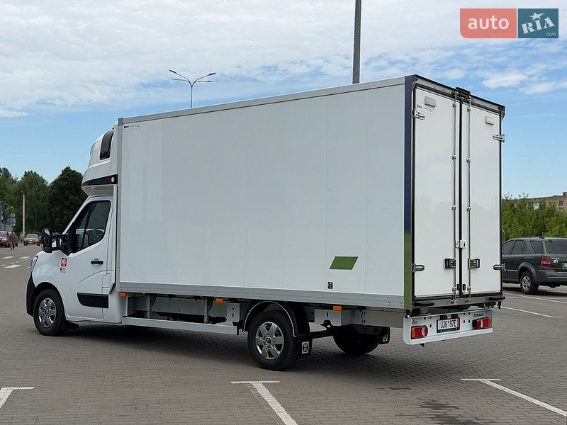 Грузовой фургон Renault Master 2022 в Дубно