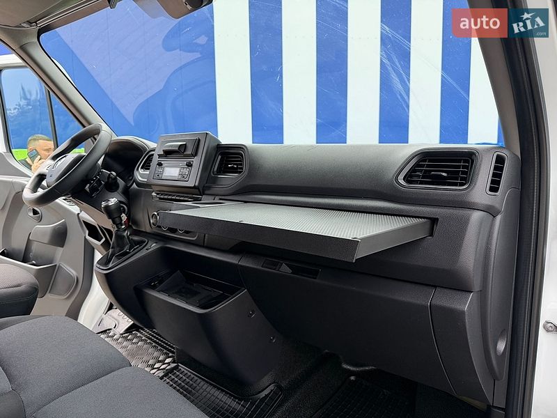 Грузовой фургон Renault Master 2022 в Дубно