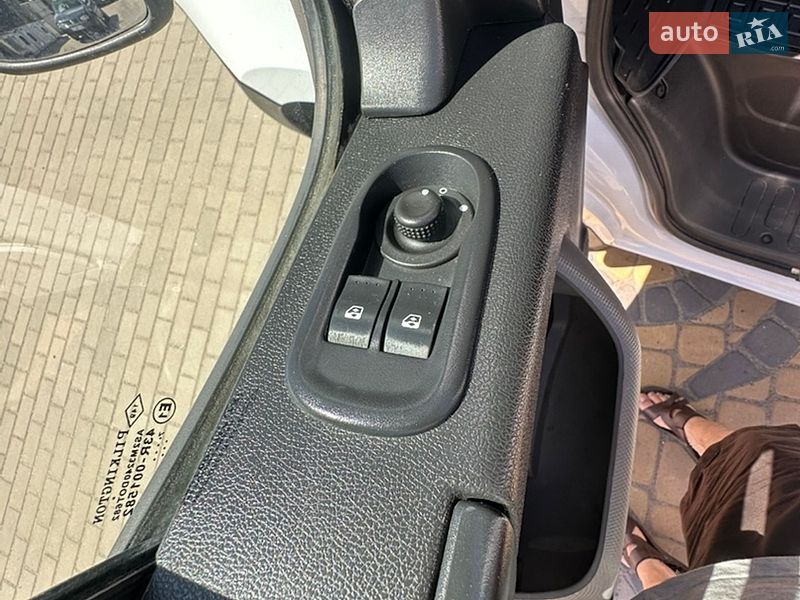 Борт Renault Master 2017 в Луцке фото 28 Борт Renault Master 2017 в Луцке