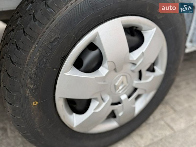 Грузовой фургон Renault Master 2023 в Дубно