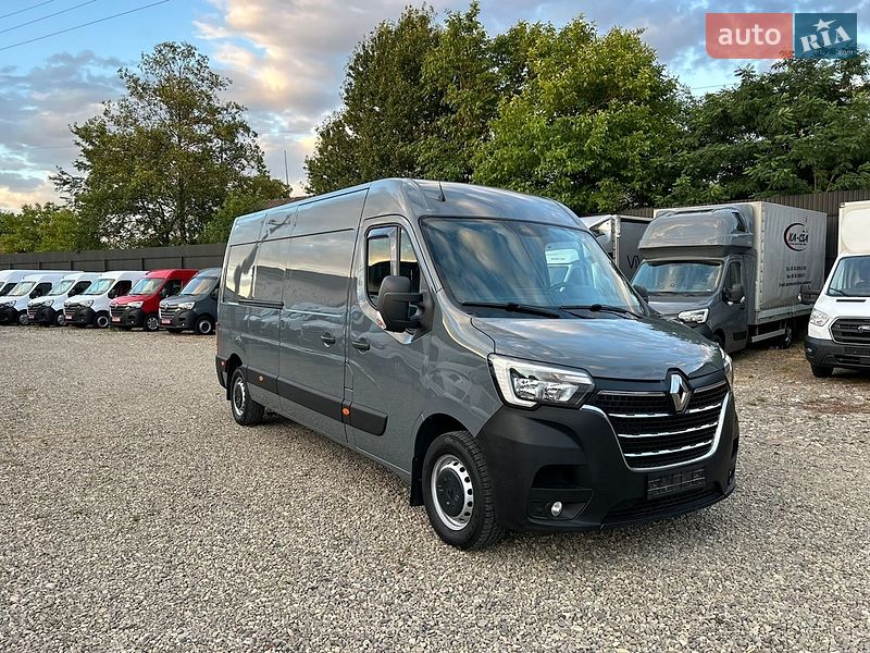 Грузовой фургон Renault Master 2021 в Хусте