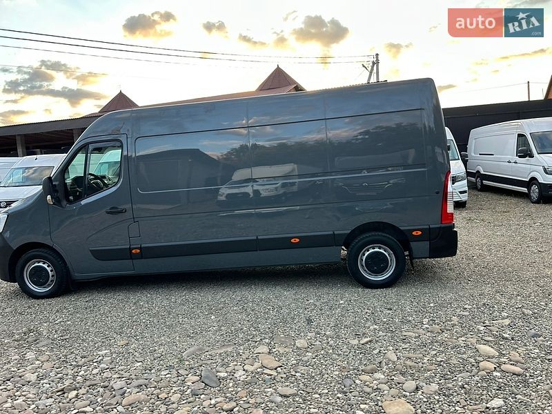 Грузовой фургон Renault Master 2021 в Хусте