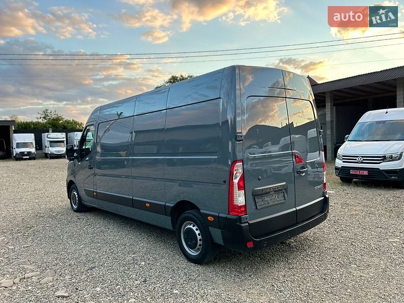 Грузовой фургон Renault Master 2021 в Хусте