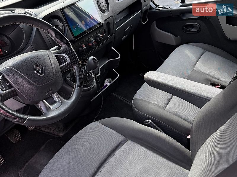 Микроавтобус грузовой (до 3,5т) Renault Master 2018 в Львове
