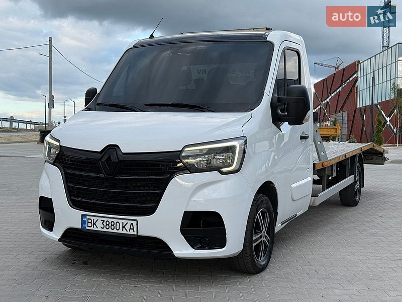 Эвакуатор Renault Master 2020 в Ровно