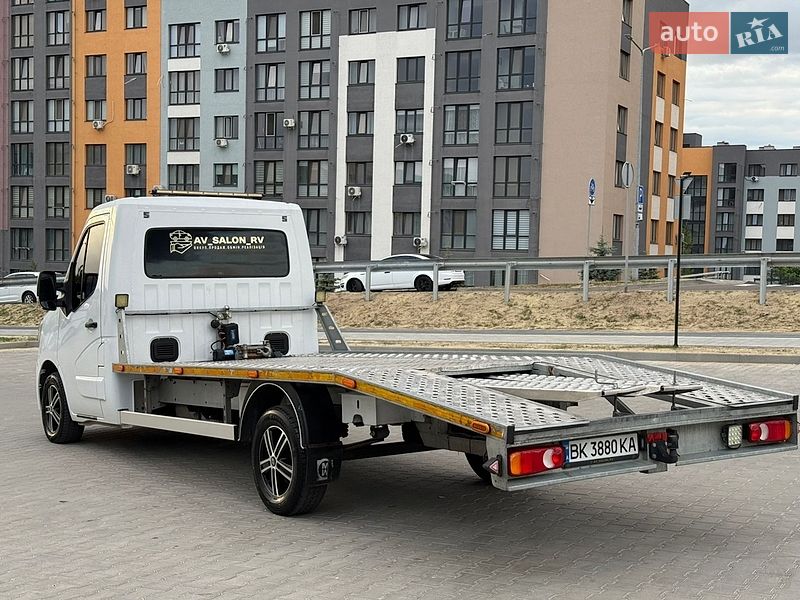 Эвакуатор Renault Master 2020 в Ровно