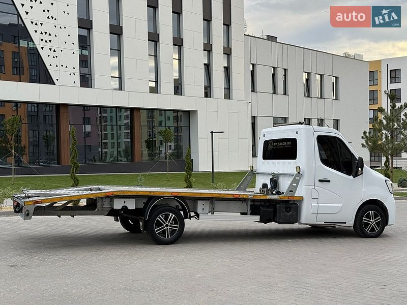 Эвакуатор Renault Master 2020 в Ровно