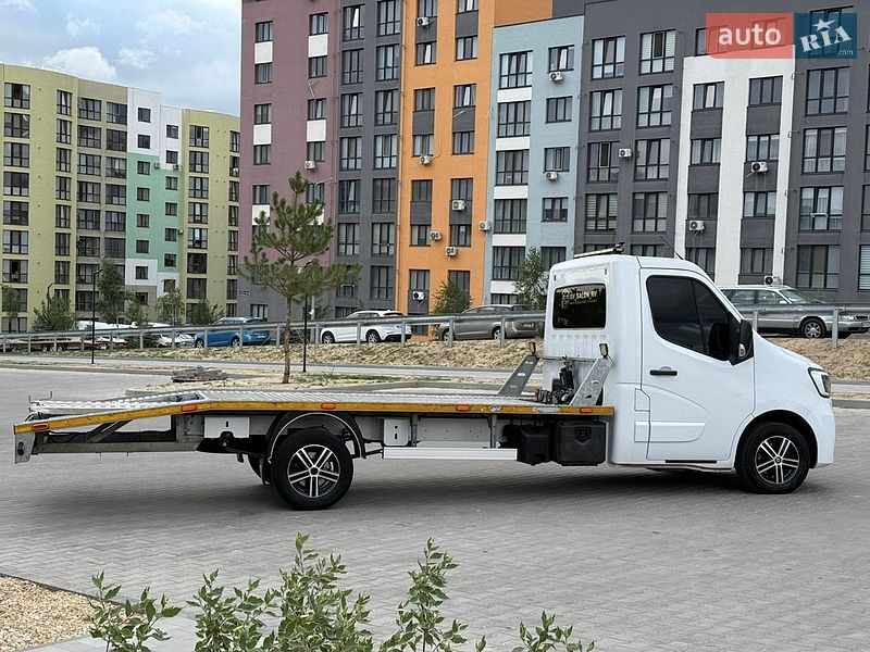 Эвакуатор Renault Master 2020 в Ровно