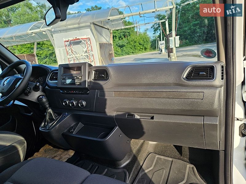 Микроавтобус грузовой (до 3,5т) Renault Master 2022 в Бердичеве