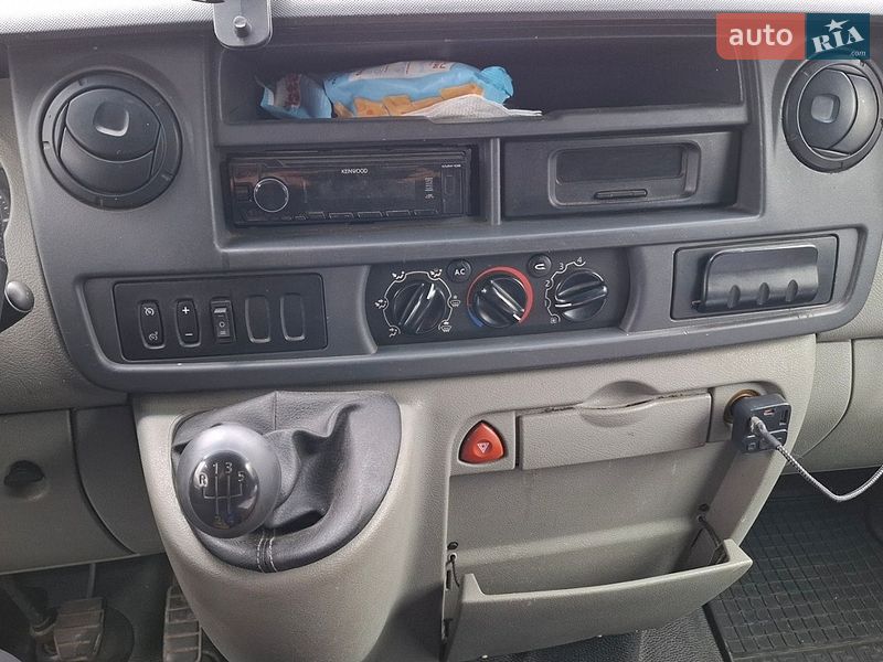 Грузовой фургон Renault Master 2006 в Житомире