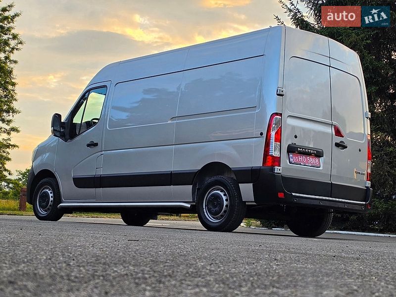 Вантажний фургон Renault Master 2022 в Житомирі