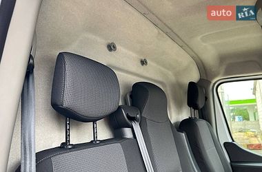 Вантажний фургон Renault Master 2022 в Володимирі