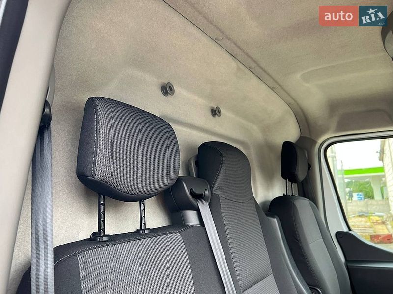 Вантажний фургон Renault Master 2022 в Володимирі