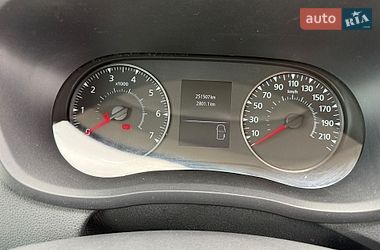 Вантажний фургон Renault Master 2022 в Тернополі