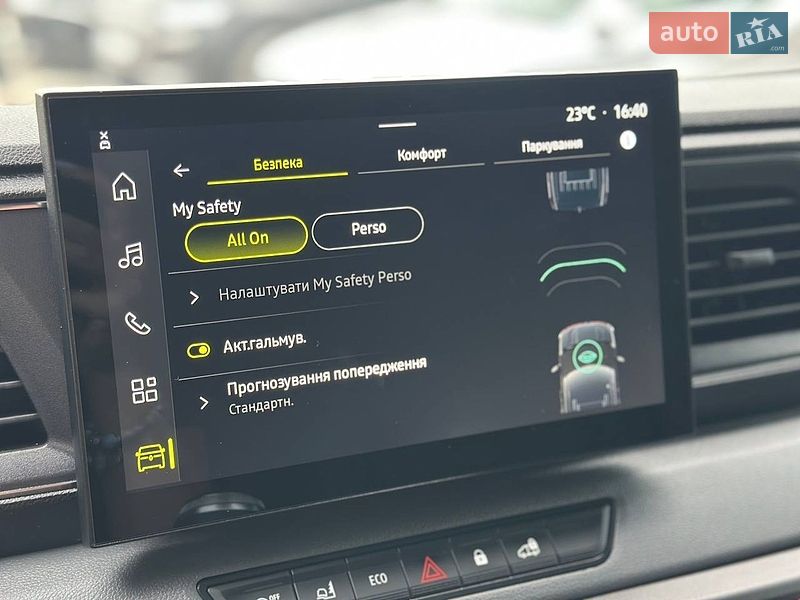 Вантажний фургон Renault Master 2025 в Львові