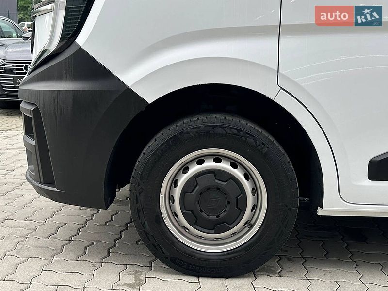 Вантажний фургон Renault Master 2025 в Львові