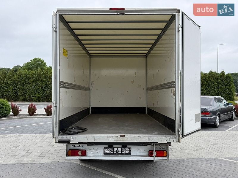 Вантажний фургон Renault Master 2020 в Городку