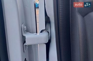 Вантажний фургон Renault Master 2021 в Львові