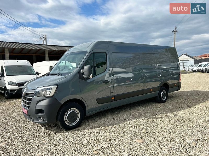 Грузовой фургон Renault Master 2022 в Хусте