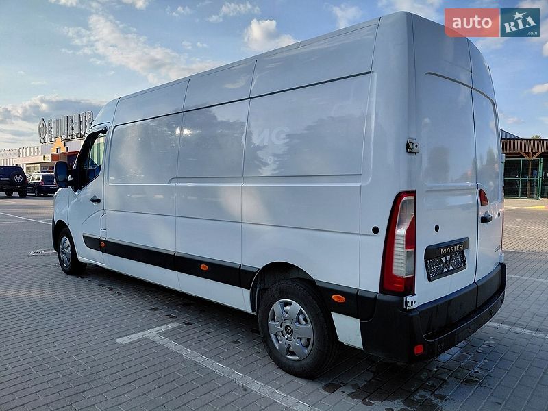 Вантажний фургон Renault Master 2020 в Івано-Франківську