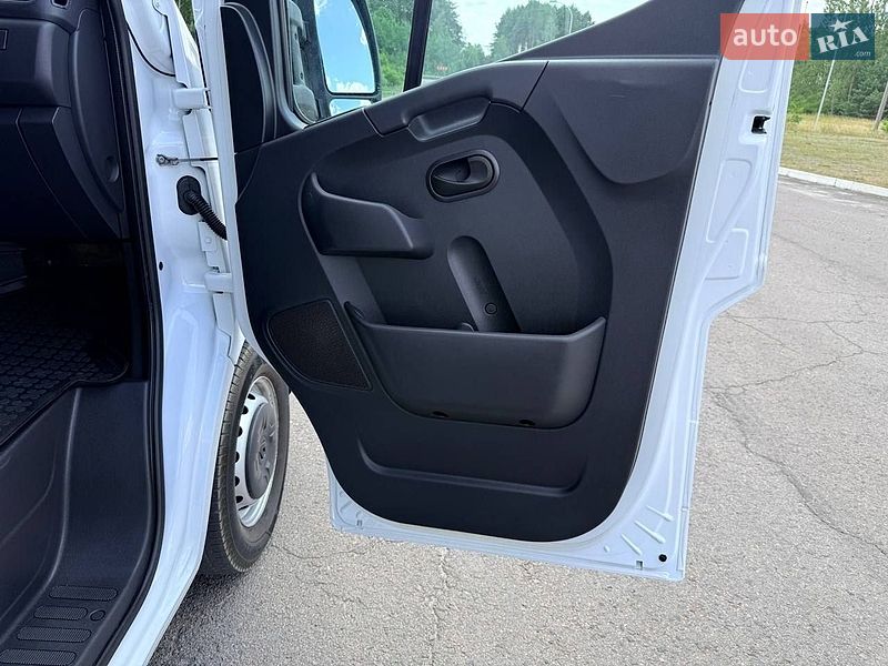 Тентований Renault Master 2022 в Києві