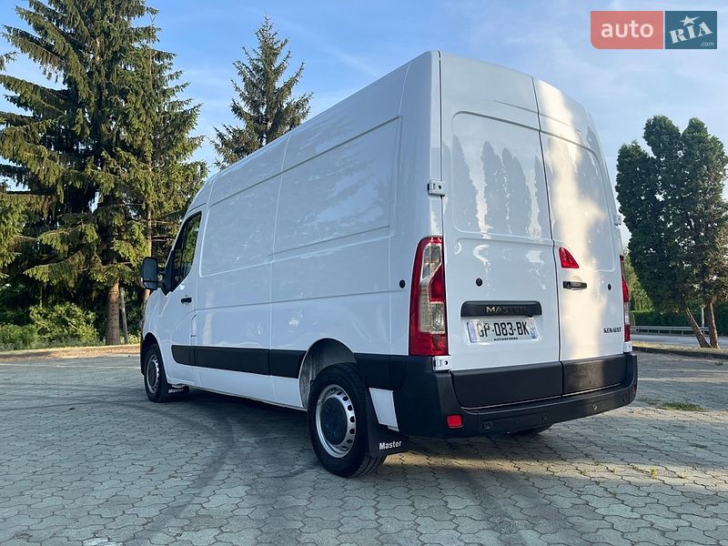 Вантажний фургон Renault Master 2023 в Дубні