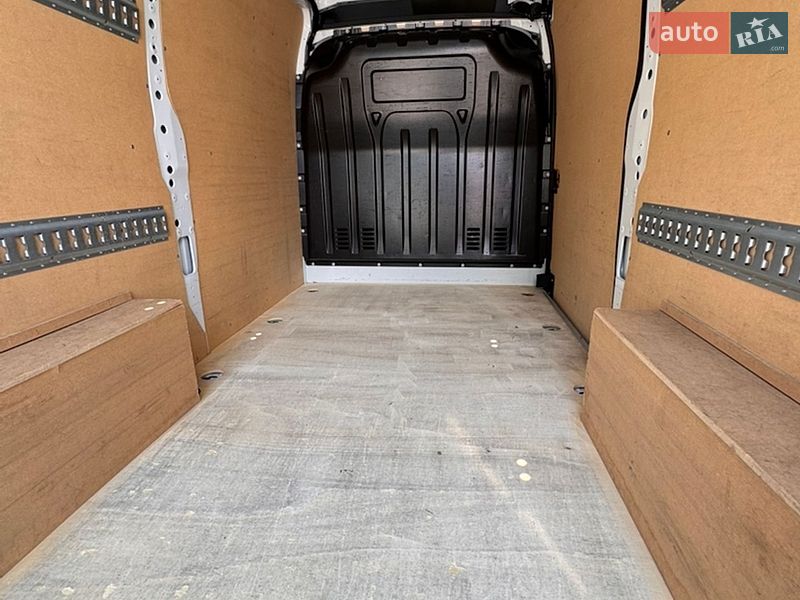 Вантажний фургон Renault Master 2021 в Києві фото 35 Вантажний фургон Renault Master 2021 в Києві