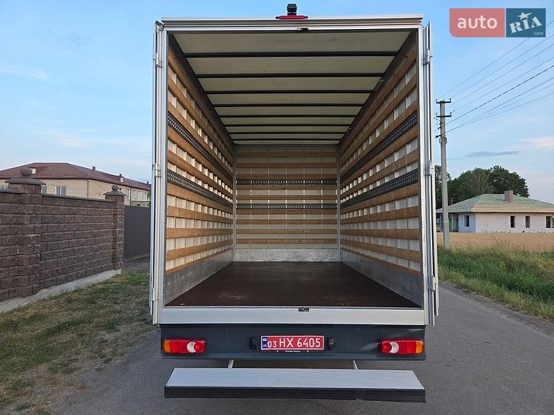 Грузовой фургон Renault Master 2022 в Дубно