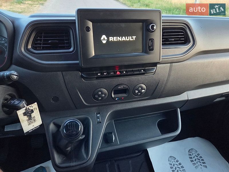 Грузовой фургон Renault Master 2022 в Дубно