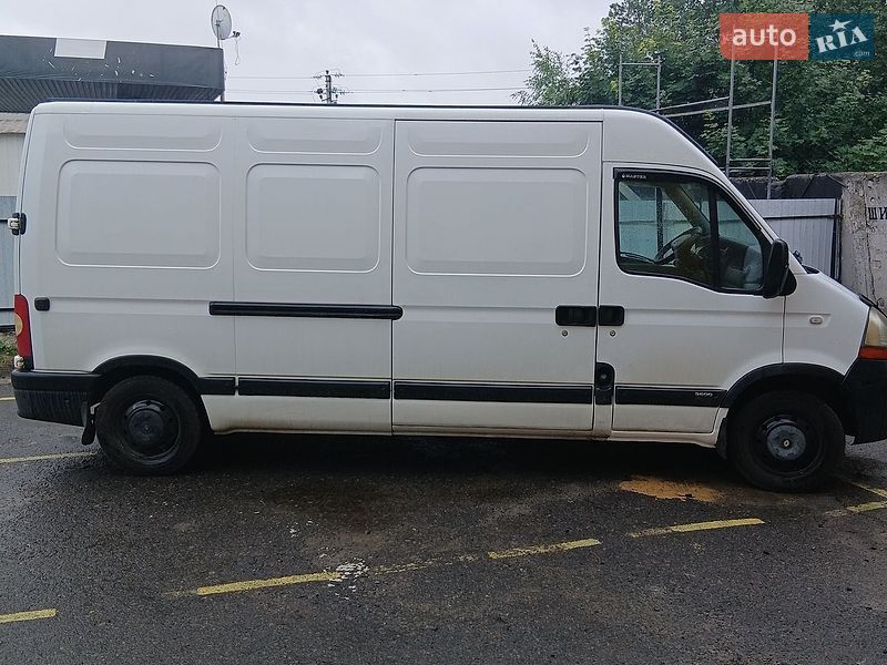 Вантажний фургон Renault Master 2010 в Маневичах