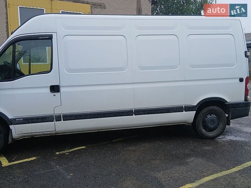 Вантажний фургон Renault Master 2010 в Маневичах