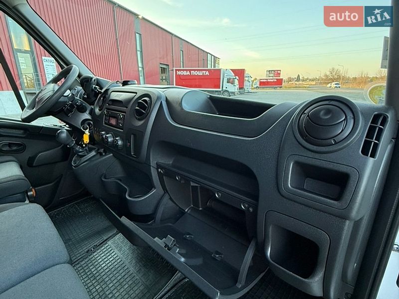 Грузовой фургон Renault Master 2020 в Луцке