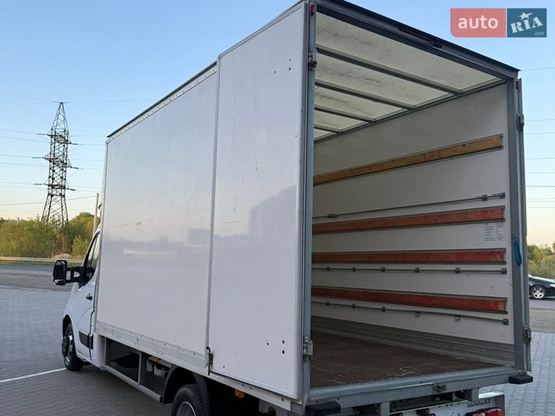 Грузовой фургон Renault Master 2020 в Луцке