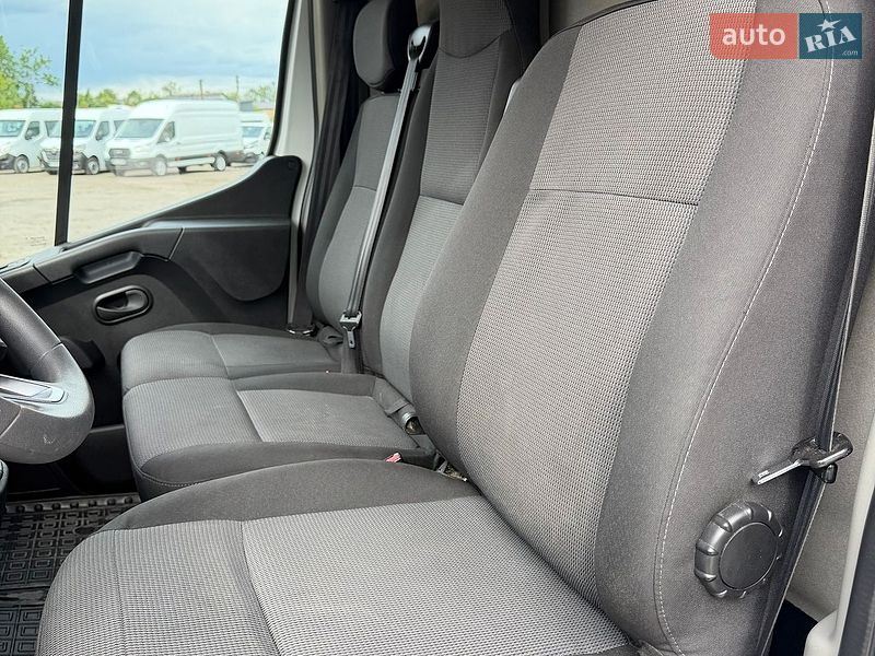 Грузовой фургон Renault Master 2021 в Млинове