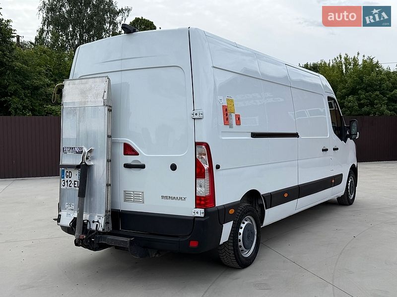 Грузовой фургон Renault Master 2021 в Млинове