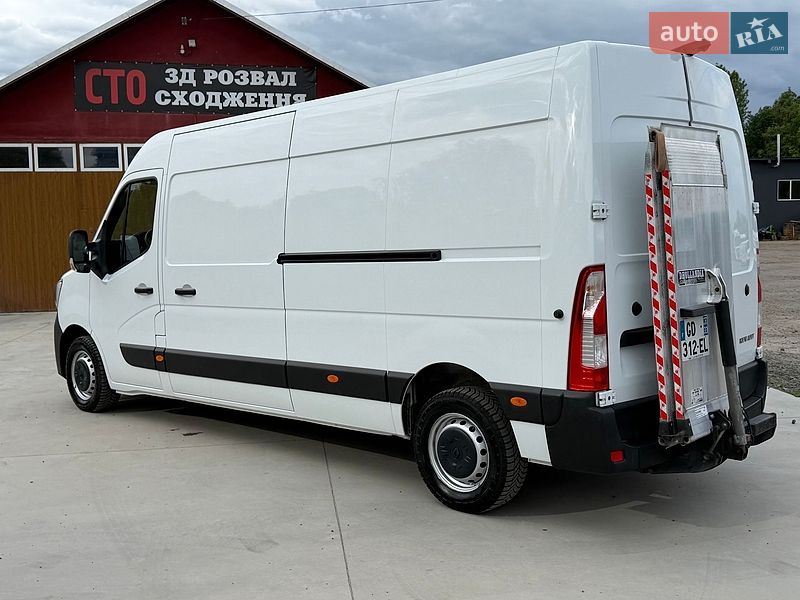 Грузовой фургон Renault Master 2021 в Млинове