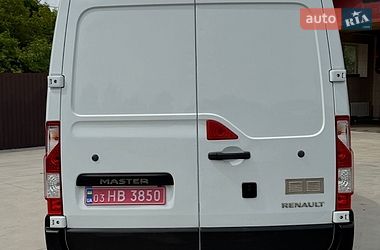 Грузопассажирский фургон Renault Master 2016 в Млинове