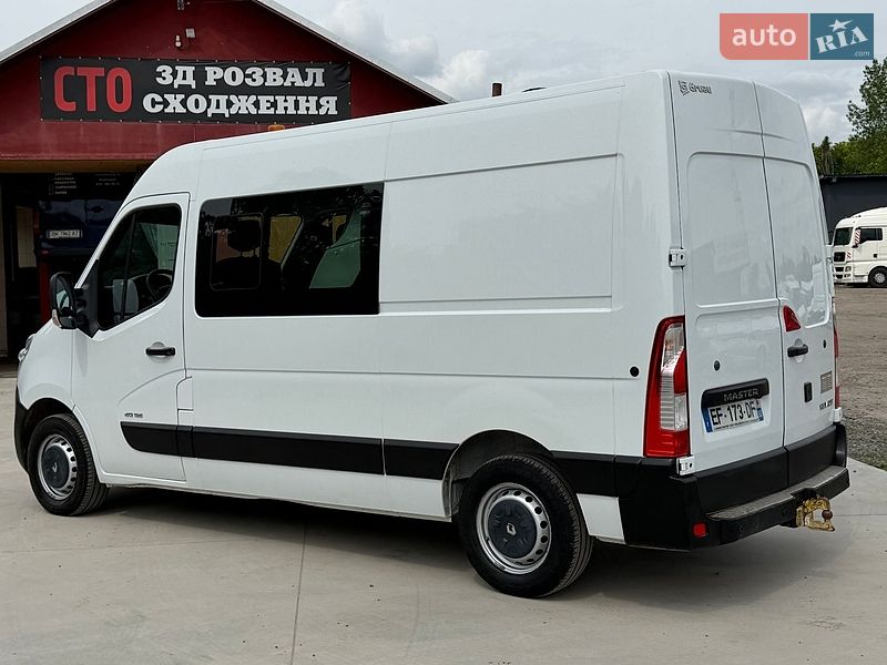 Грузопассажирский фургон Renault Master 2016 в Млинове