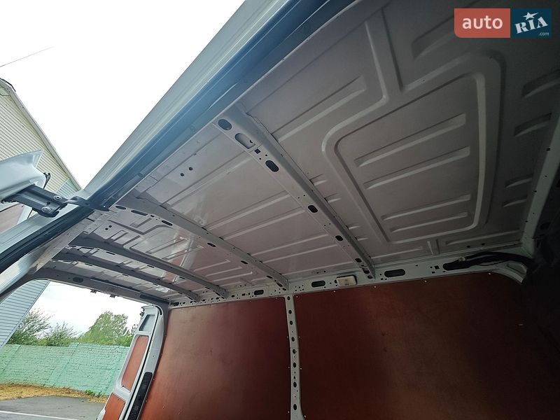 Грузовой фургон Renault Master 2021 в Дубно