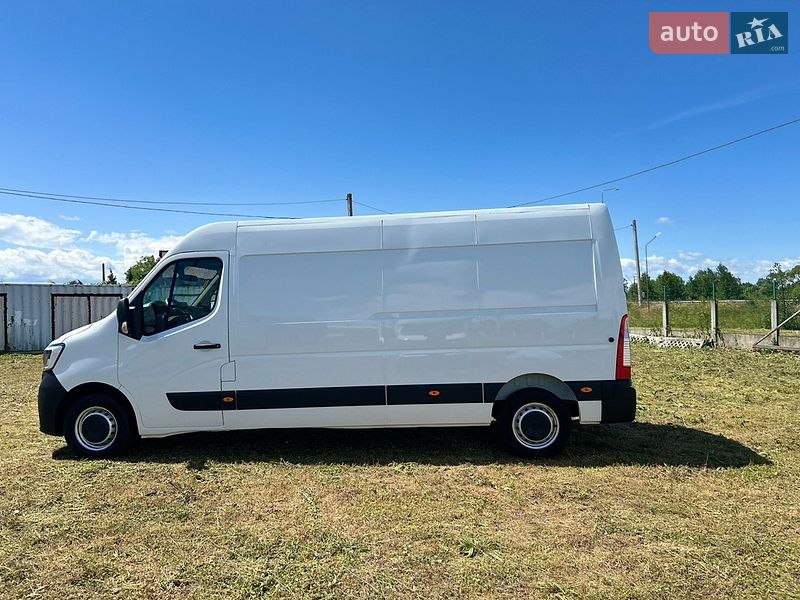 Грузовой фургон Renault Master 2024 в Стрые