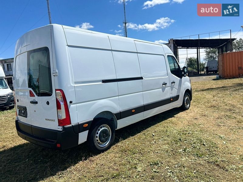 Грузовой фургон Renault Master 2024 в Стрые