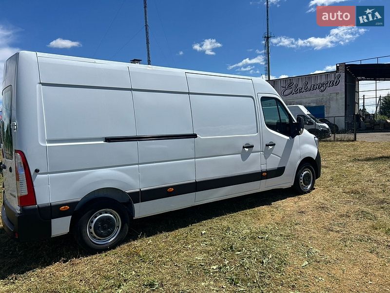 Грузовой фургон Renault Master 2024 в Стрые