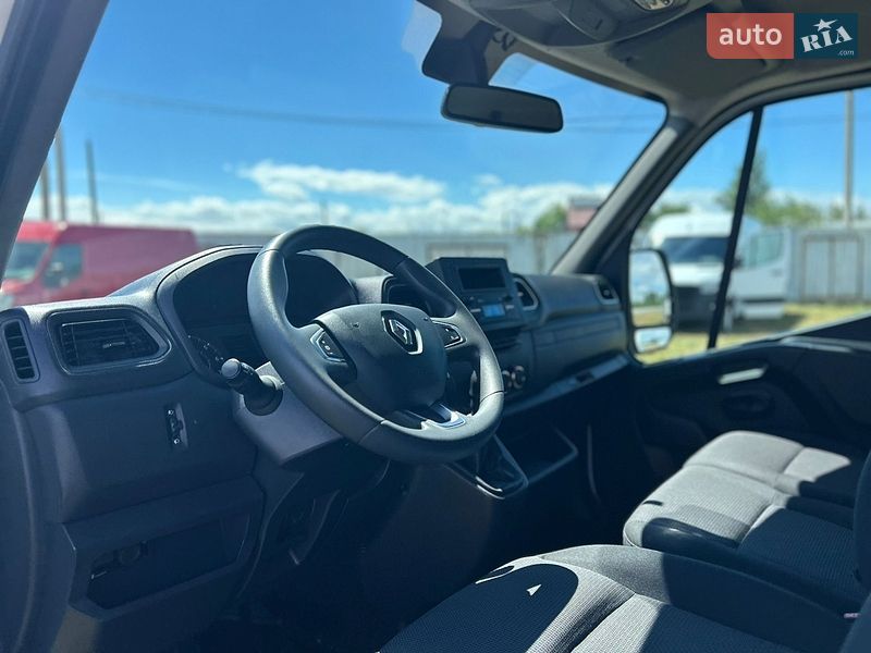 Грузовой фургон Renault Master 2024 в Стрые