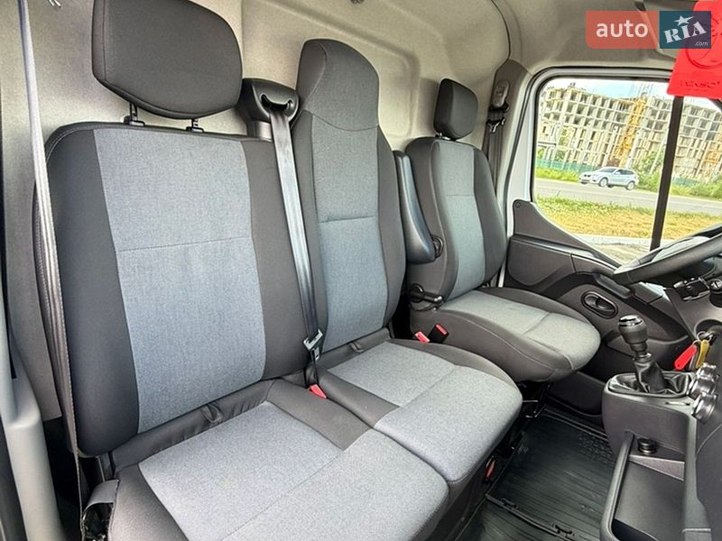Вантажний фургон Renault Master 2022 в Луцьку